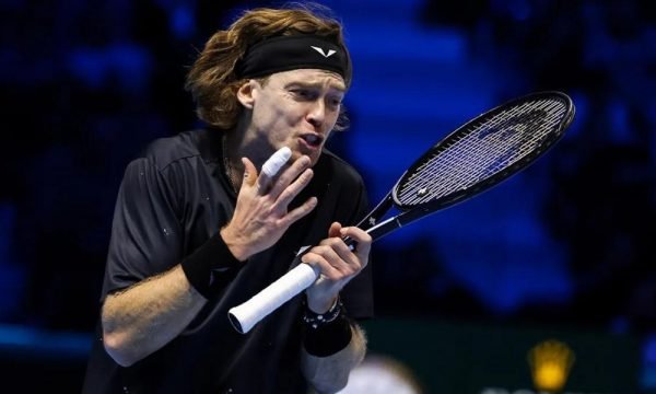 What’s On The Faces Of Tennis Players?