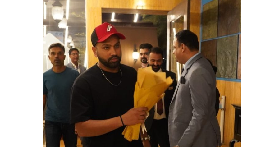 IND vs ENG: Warm welcome for team India in Rajkot