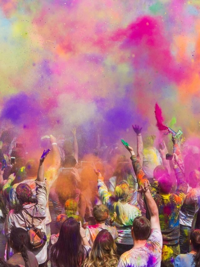 Doing this task before Holi is prosperous