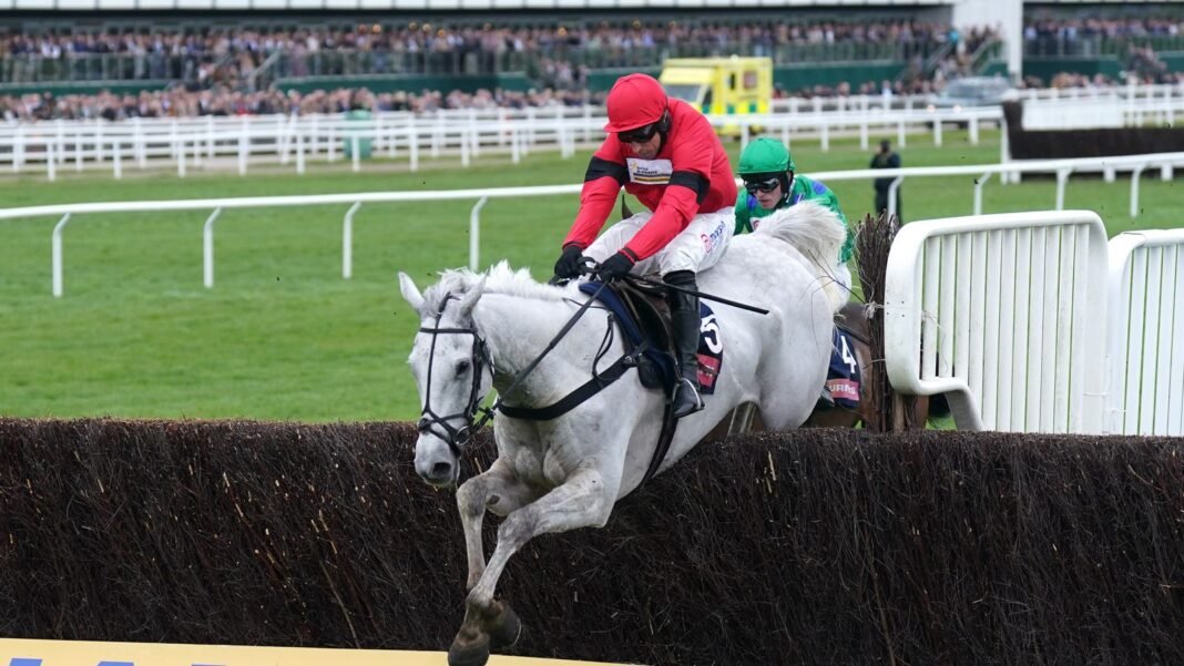 Grey Dawning strikes for the Skeltons in the Turners