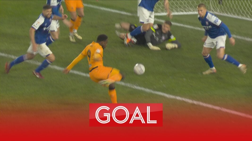 Noah Ohio levels it for Hull to keep play-off dream alive! | Football News | Sky Sports