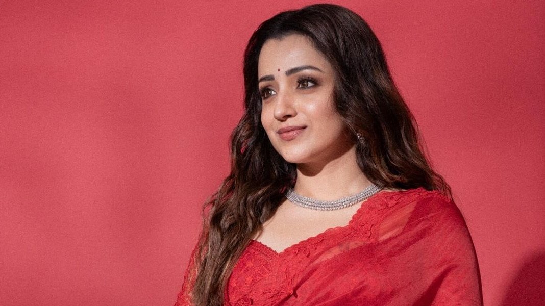 Trisha Krishnan’s six yards of elegance