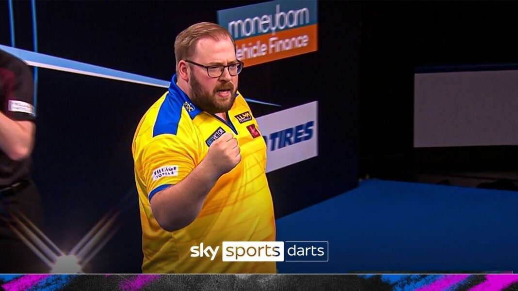 Sweden break Czechia with sweet 127 bull-finish | Darts News | Sky Sports