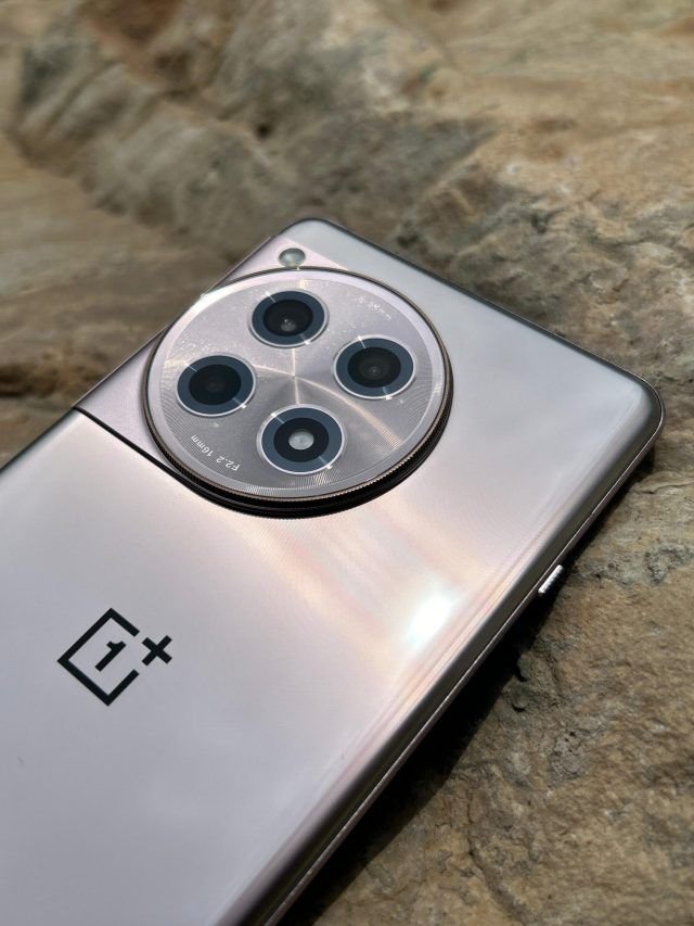 OnePlus 12R in Sunset Dune variant: First look