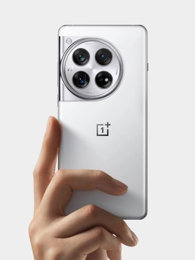 OnePlus 12 gets up to Rs 10,000 discount