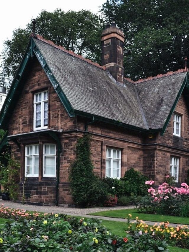 Vastu Tips: Common Mistakes Hindering Prosperity in Your Home