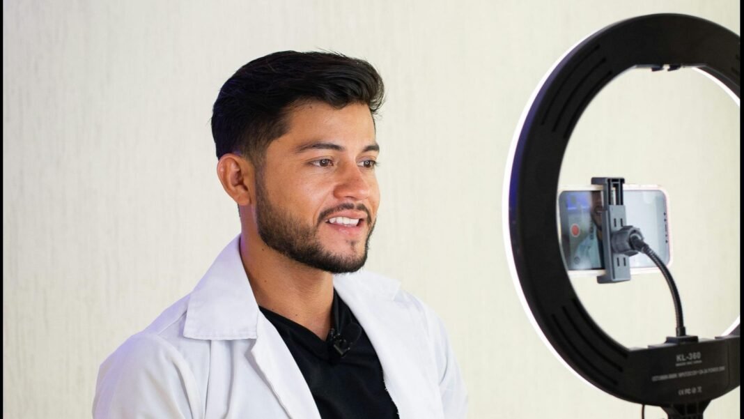 7 Tips To Speak On Camera Like A Pro