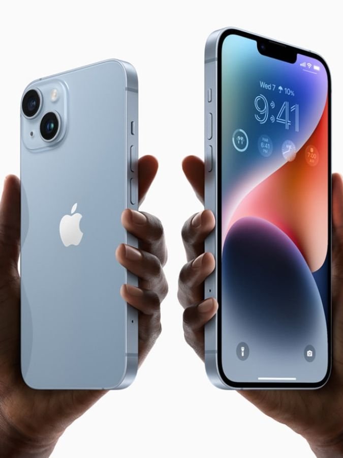 iPhone 14 price drops to lowest