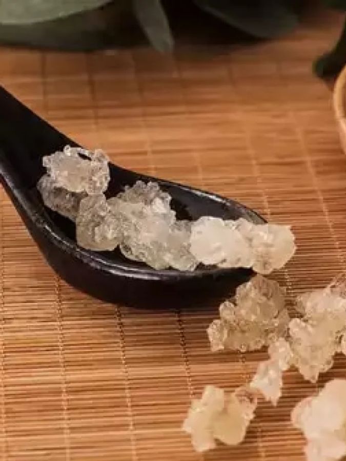 8 Surprising Benefits of Gond Katira This Summer