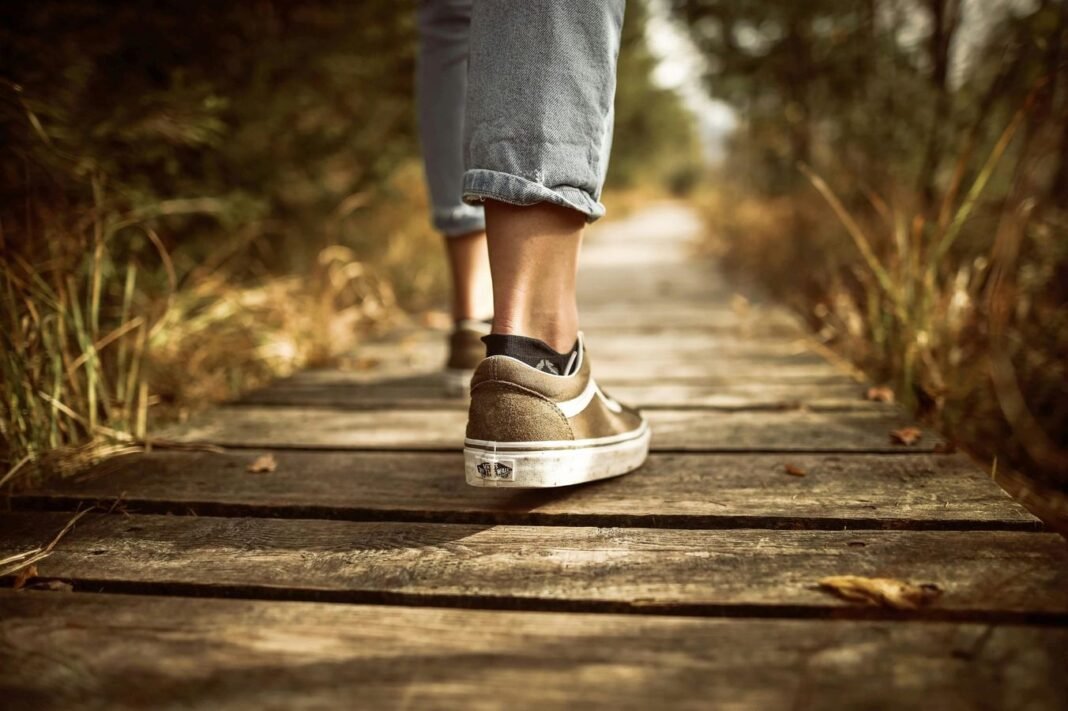 The 6-6-6 walking technique to hit 10,000 steps faster