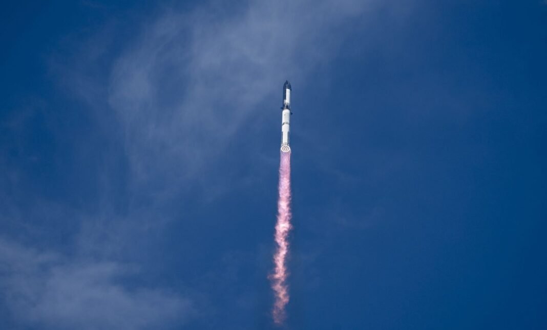 In 10 pictures, what happened with Elon Musk’s Starship before explosion