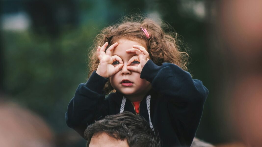 7 Things Kids Secretly Learn From Watching Group-Ups