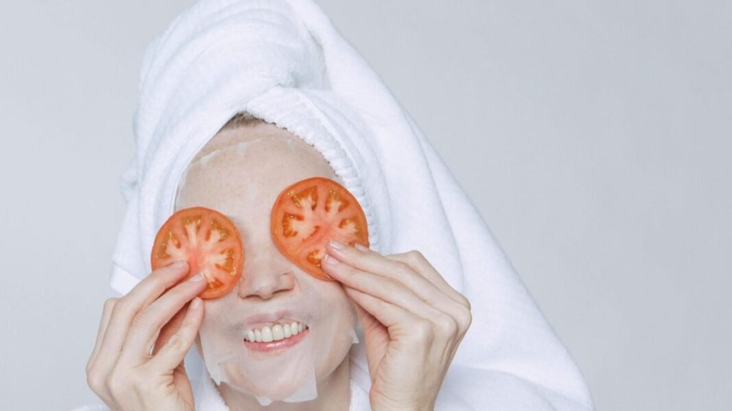 Tomato Glow: 7 DIY Face Masks for Radiant Skin