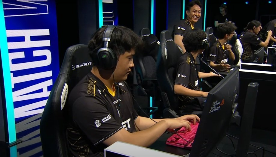 The MongolZ’s Epic 0-11 Comeback Stuns Aurora in BLAST Bounty Finals