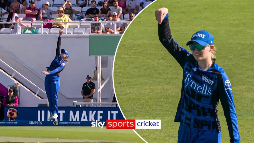 The Hundred: Charlies Dean takes ‘outstanding’ catch to dismiss Marizanne Kapp!