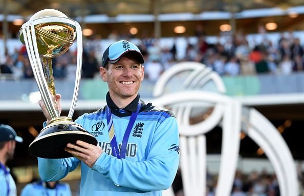 5 cricketers who have represented multiple nations