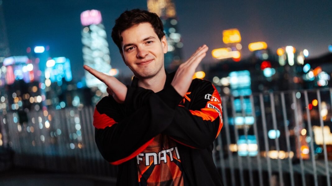 Mikyx Leaves Fnatic Just Days After Getting Knocked Out of Worlds 2025