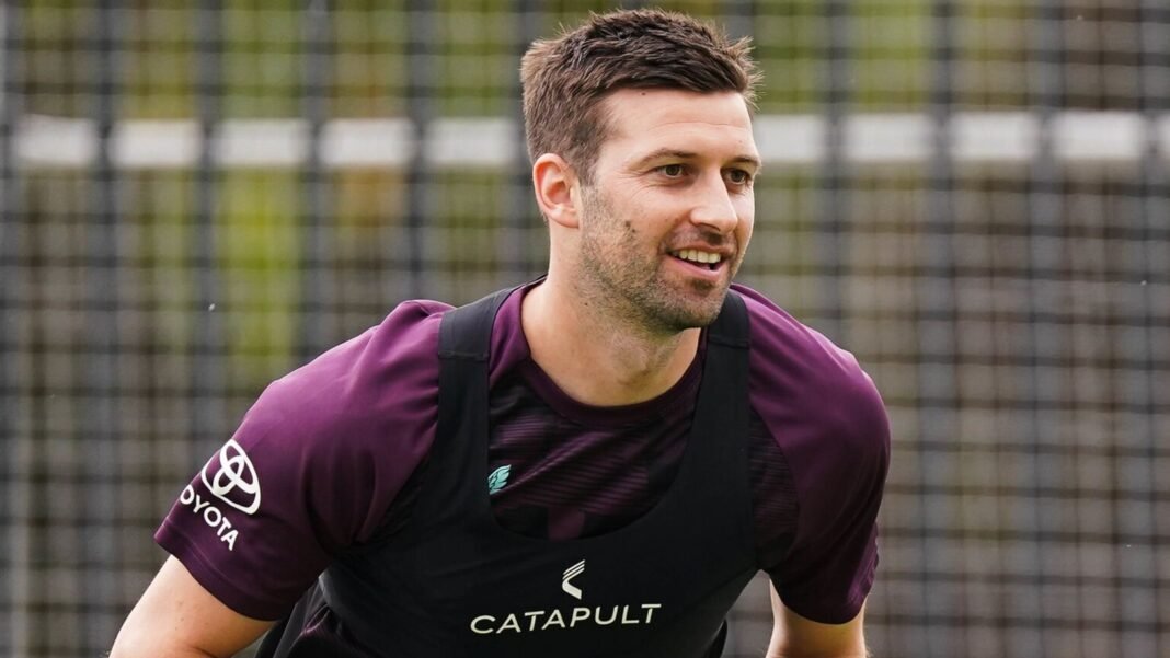 Wood, Bashir in 12-man England squad for first Ashes Test