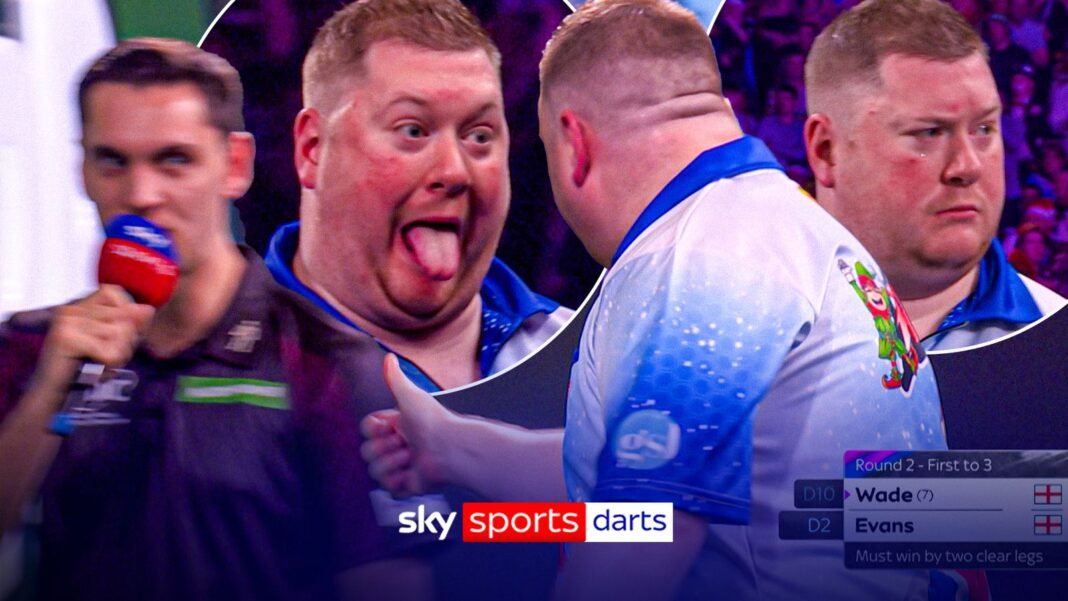 World Darts Championship: Ricky Evans sarcastically points at ref after being penalised for throw!