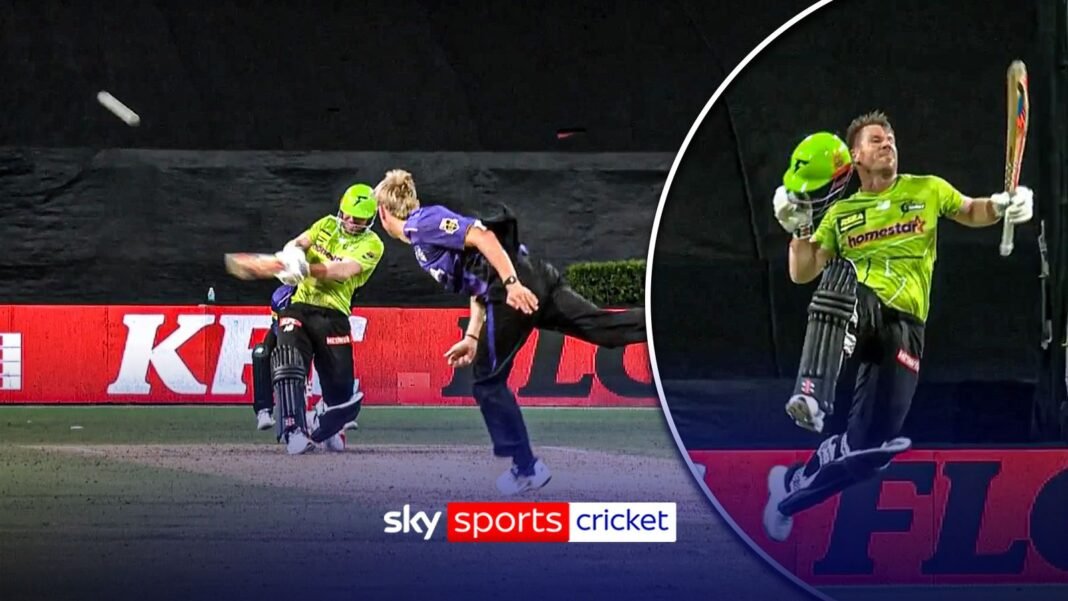 BBL: All nine sixes from David Warner’s AUDACIOUS 130 for Sydney Thunder