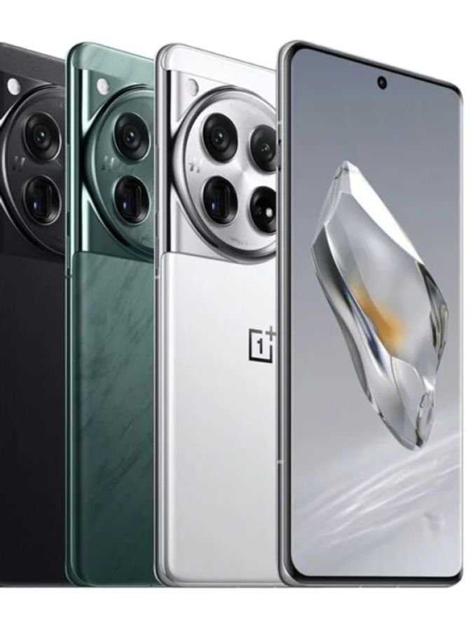 OnePlus 12 price drops to lowest