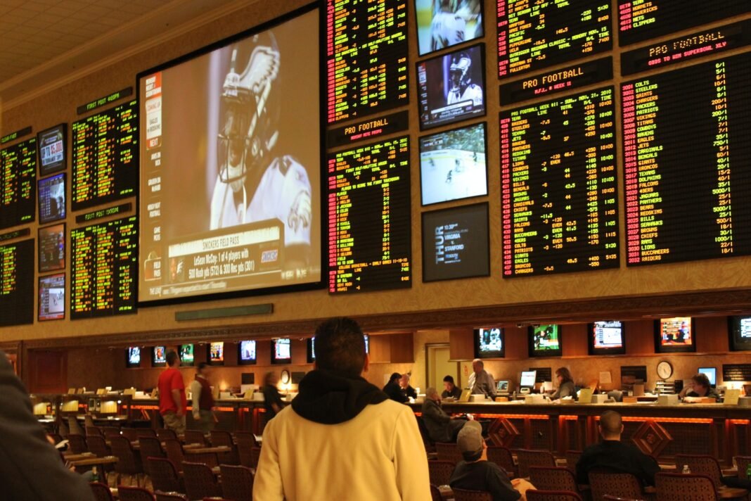 Minnesota Proposes Legalizing Sports Betting As Mississippi and Wisconsin Suffer Setbacks