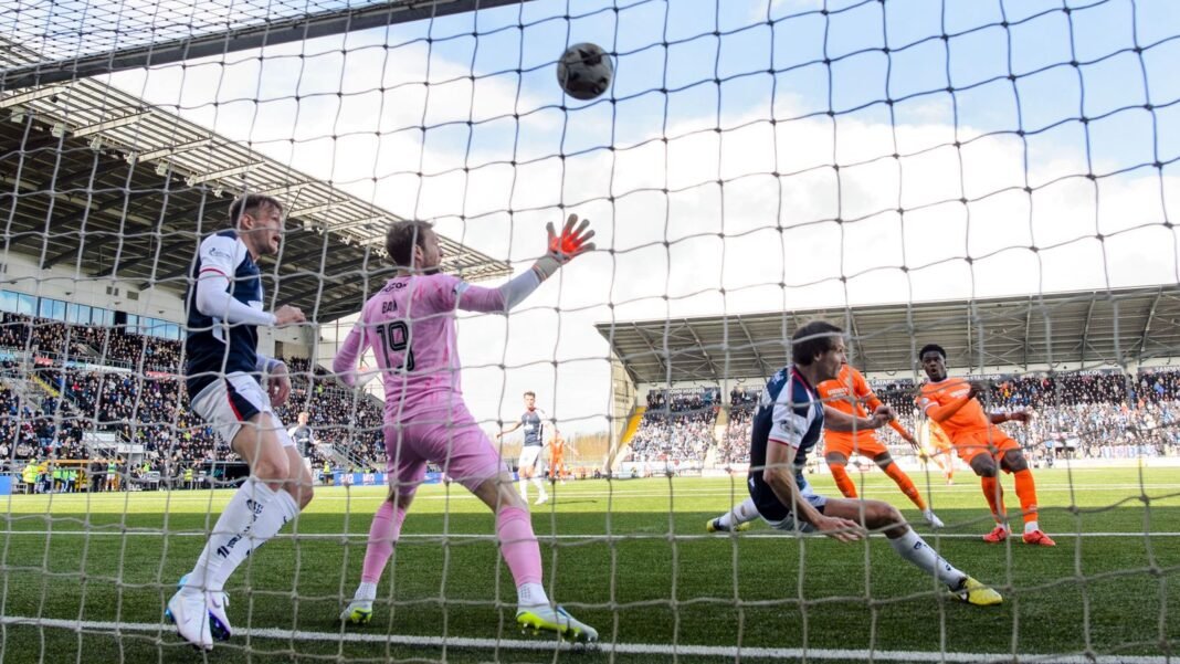Ref Watch: Should Rangers’ first at Falkirk have stood? | Football News | Sky Sports