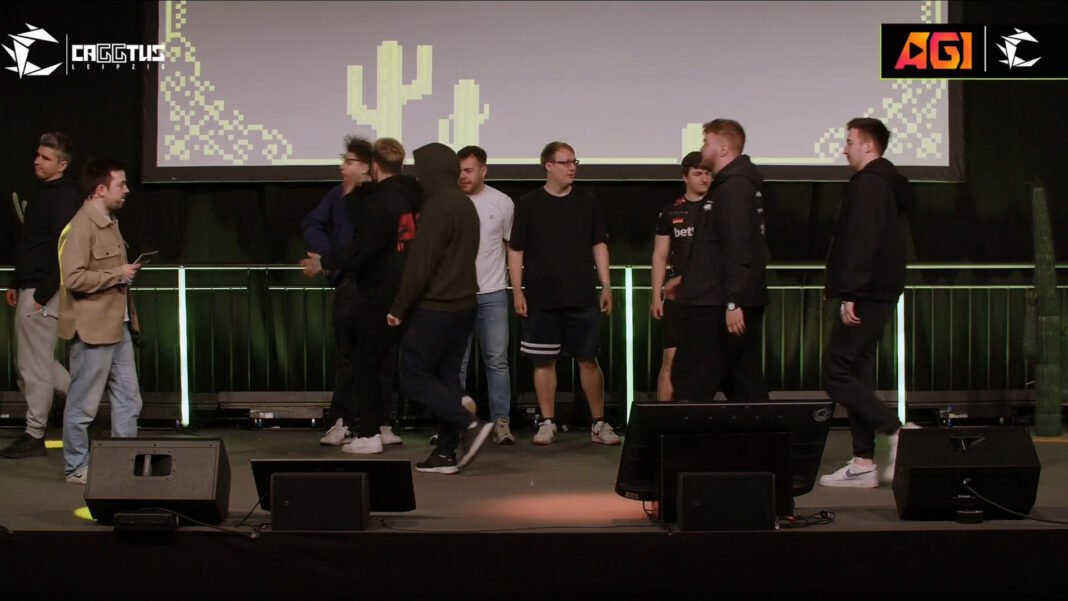 CS2 players sucker punches rival, who laughs it off on stage and then trash talks him online