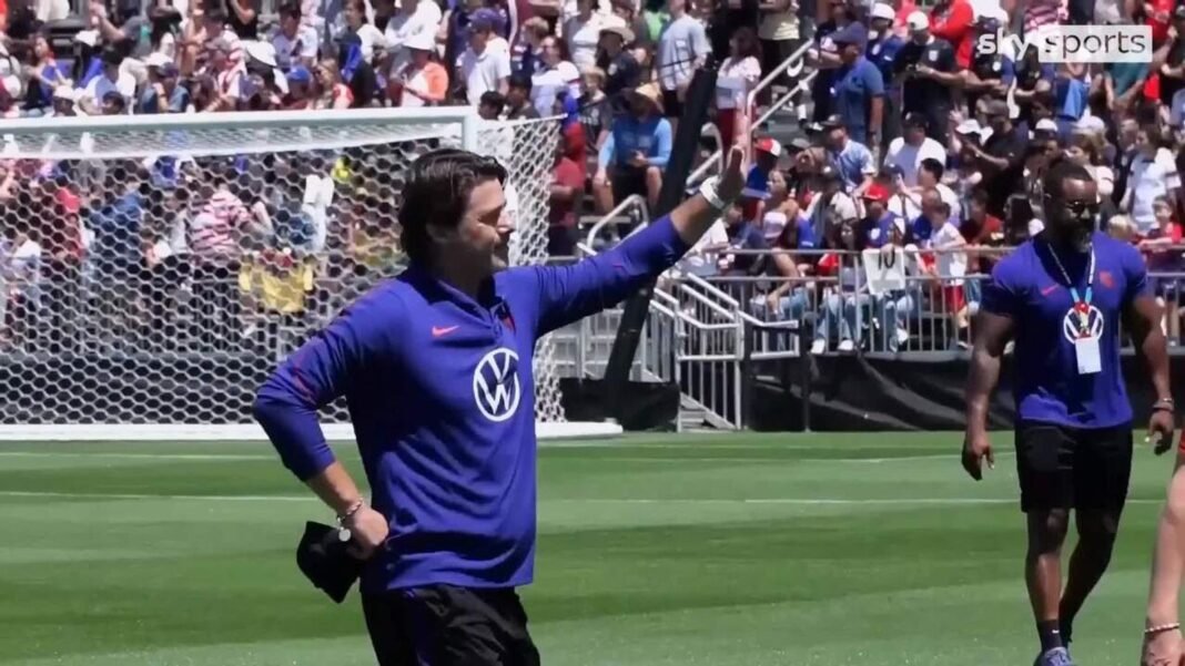 Mauricio Pochettino leads U-S-A chants at open training ahead of 2026 World Cup