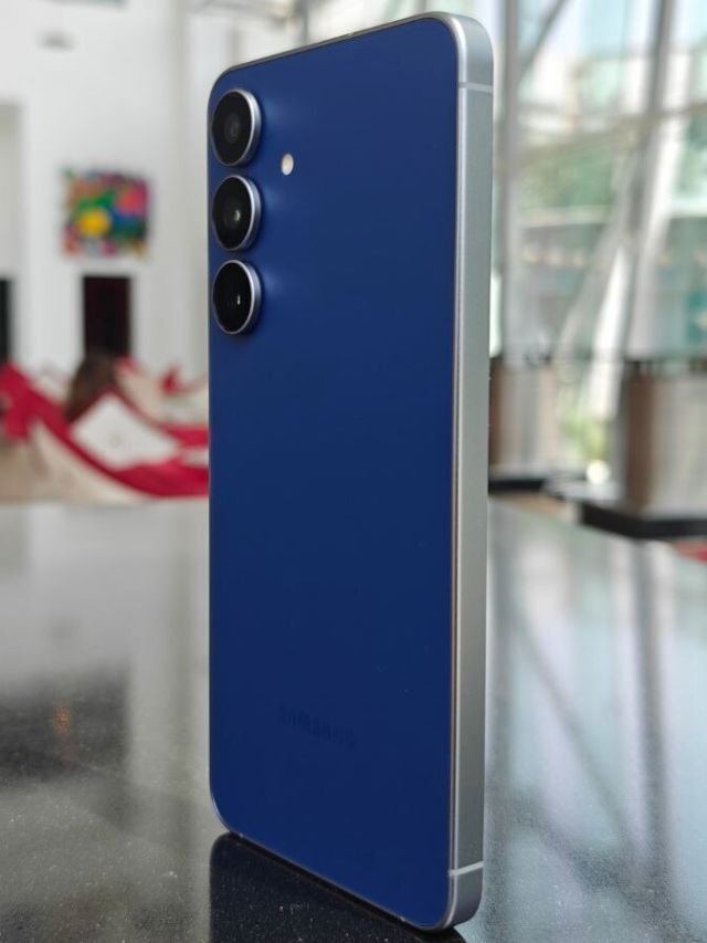 Samsung Galaxy S25 FE gets Rs 15,500 discount: Know the deal