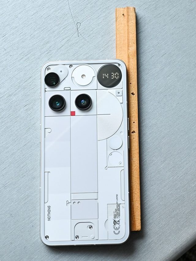 Nothing Phone 3 is available at a lower price