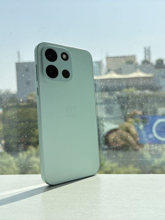 OnePlus Nord 6 available at a lower price: Know the deal